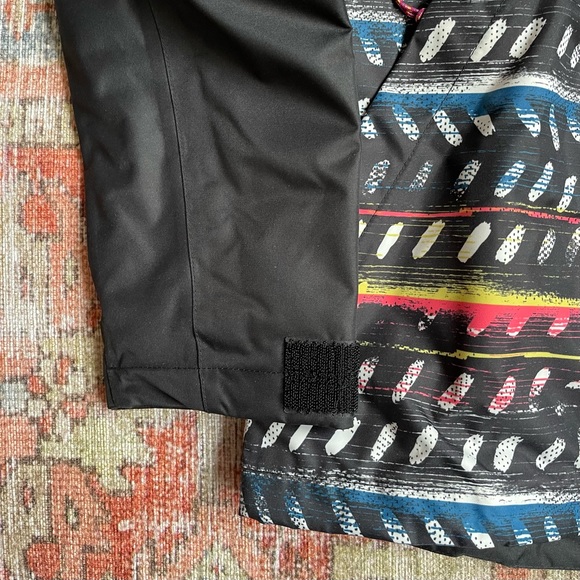 The North Face Ricas Insulated Jacket in Ticky Tacky - Picture 5 of 5